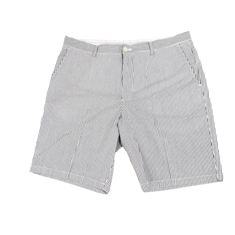 Calvin Klein Men's gray and White Striped flat front cotton seersucker Shorts 36